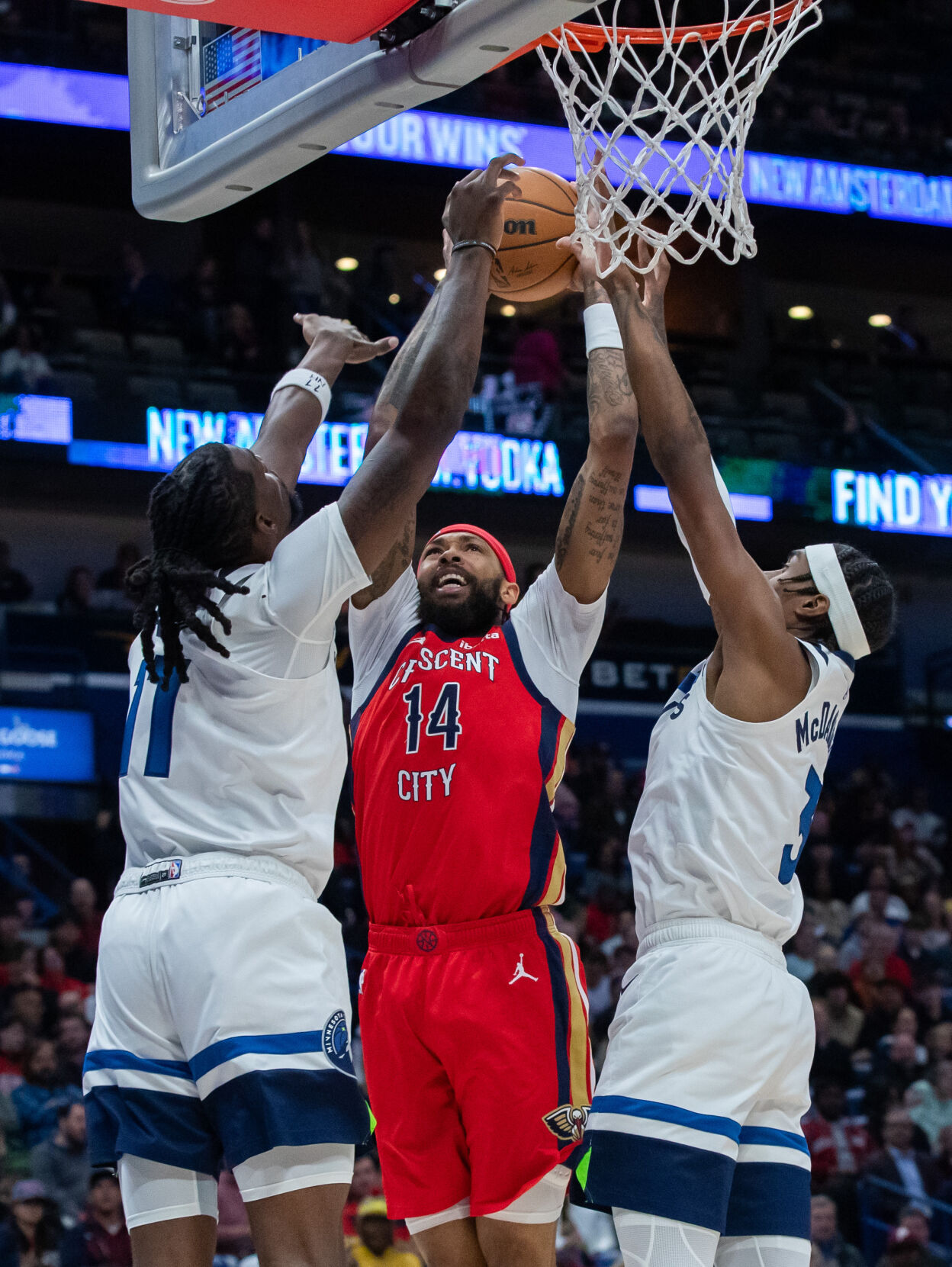 NO.pelicanstimberwolves.121223.0307.jpg